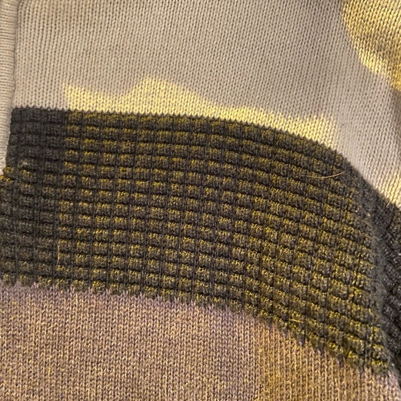 TRICOTS ST RAPHAEL mens gray,black,and white quarter zip jacket US size- medium - Picture 3 of 6